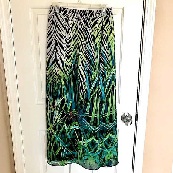 Flowy Animal Print Maxi Skirt - Picture 1 of 3